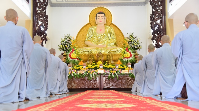 Lễ truyền giới Sa di Phương Trượng